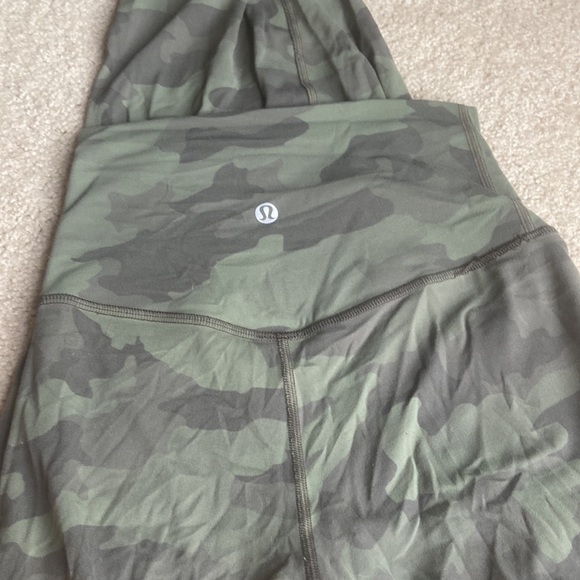 Lululemon high rise align 28 - Picture 2 of 3